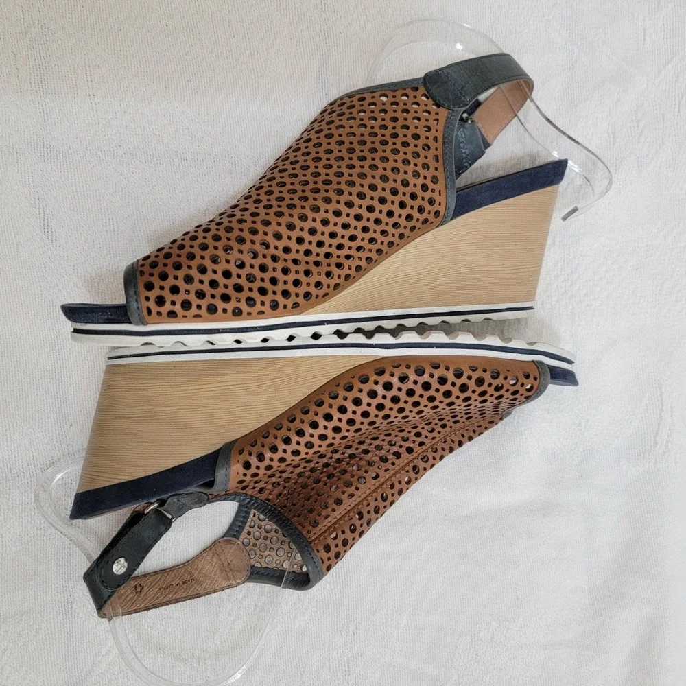 Pikolinos Bali Wedge Sandals Brown Blue Perforated Leather Peep Toe EU 41‎ US 10